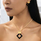 Parure collier & boucles d'oreilles chic moderne