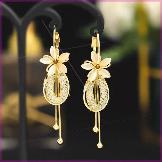 🌸 PROMO LIMITÉE 50% DE RÉDUCTION ! ✨ Boucles d'Oreilles Fleurs & Pompons – Iridescentes, Scintillantes, Dynamiques ✨