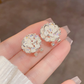 💎✨🦢 OFFRE LIMITÉE 50% DE RÉDUCTION! Boucles d'Oreilles à Pousses Florales Glamour – Cristaux Multi-Facettes, Tiges Hypoallergéniques, Éclat Brillant – Parfaites pour les Mariages, Fêtes ou Soirées Glamour 🥂