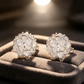 💎✨🦢 OFFRE LIMITÉE 50% DE RÉDUCTION! Boucles d'Oreilles à Pousses Florales Glamour – Cristaux Multi-Facettes, Tiges Hypoallergéniques, Éclat Brillant – Parfaites pour les Mariages, Fêtes ou Soirées Glamour 🥂