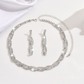💎 50% DE RÉDUCTION! ✨ Parure Collier & Boucles d'Oreilles en Strass – Design griffe, chaîne élégante & éclat scintillant – Parfaite pour sublimer vos tenues de soirée 🌟