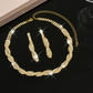 💎 50% DE RÉDUCTION! ✨ Parure Collier & Boucles d'Oreilles en Strass – Design griffe, chaîne élégante & éclat scintillant – Parfaite pour sublimer vos tenues de soirée 🌟